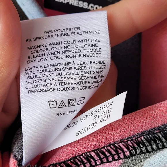 Express Spring Colorful Striped Blouse W/Strap Size S/P Short Sleeve V Neck NWT - Picture 5 of 10